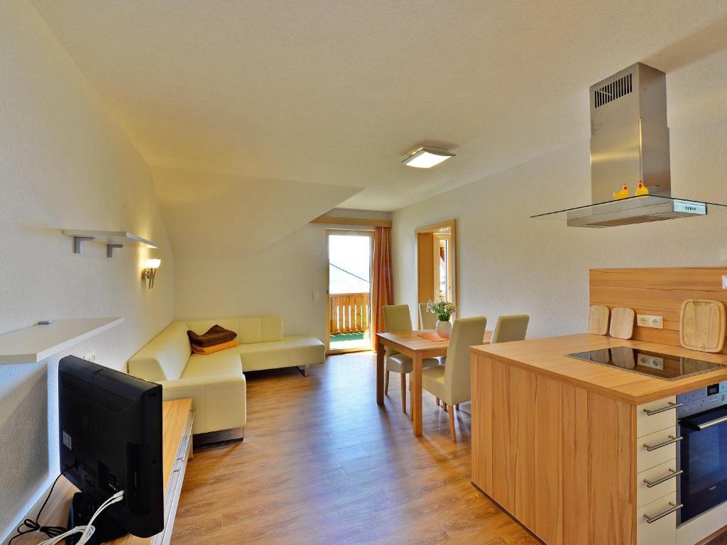 Frühstückspension Götzfried-Hof Millstatt am See Zimmer foto